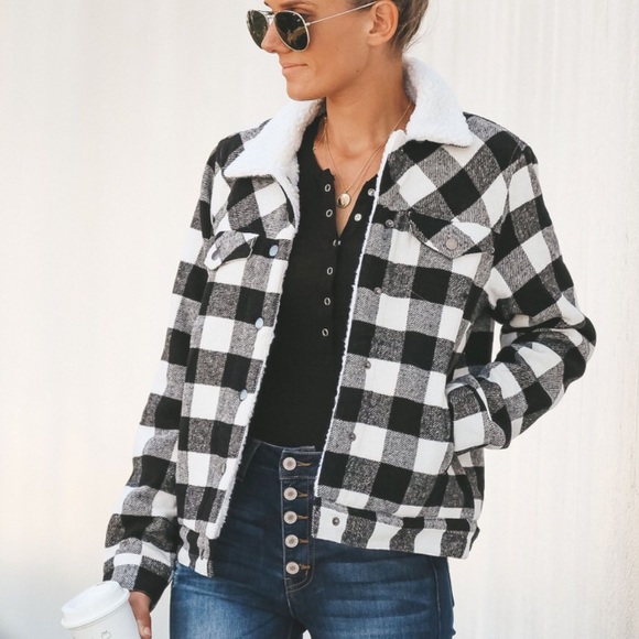 Sherpa and Plaid Checkered Jacket - Picture 7 of 8